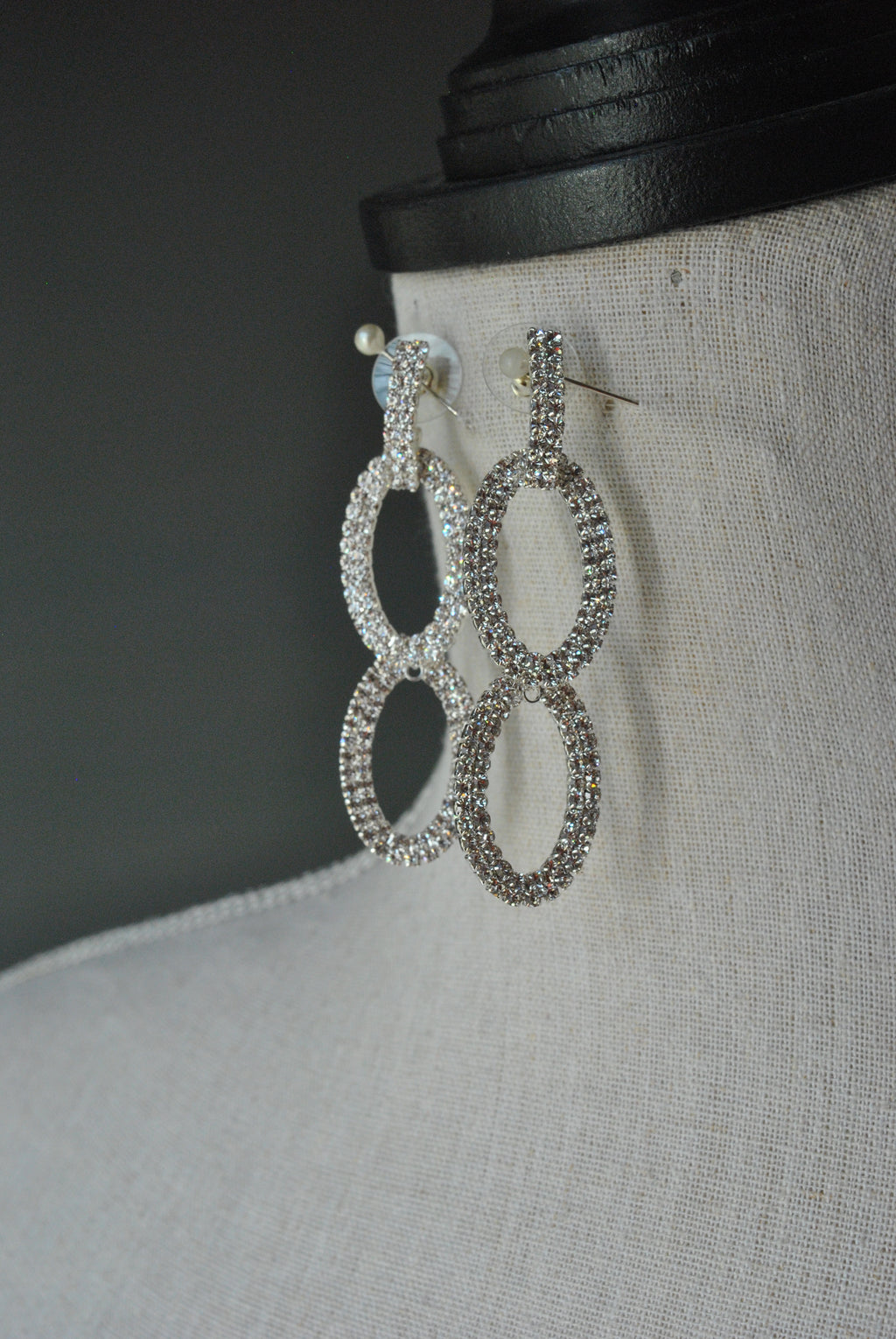 FASHION COLLECTION - CRYSTAL CLEAR SILVER EARRINGS