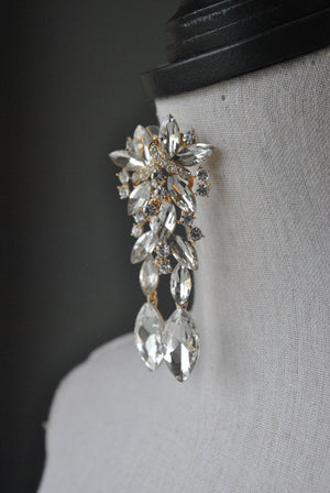 FASHION COLLECTION - CLEAR CRYSTALS  ON GOLD STATEMENT EVENING EARRINGS