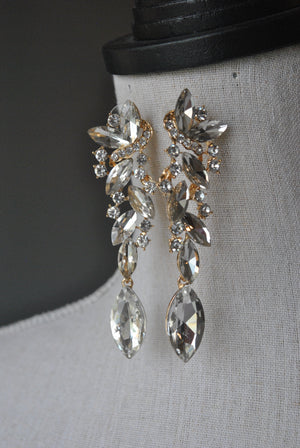 FASHION COLLECTION - CLEAR CRYSTALS  ON GOLD STATEMENT EVENING EARRINGS