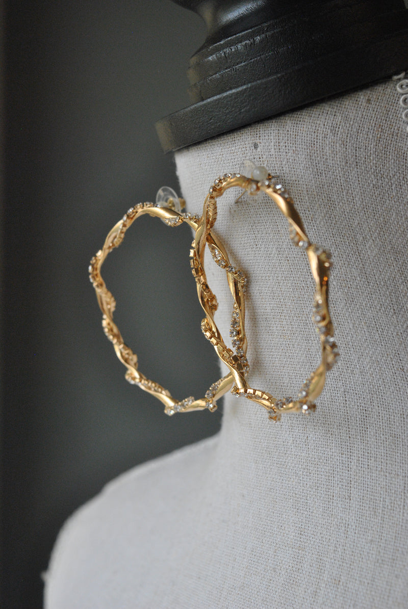 FASHION COLLECTION - GOLD RHINESTONES HOOP EARRINGS