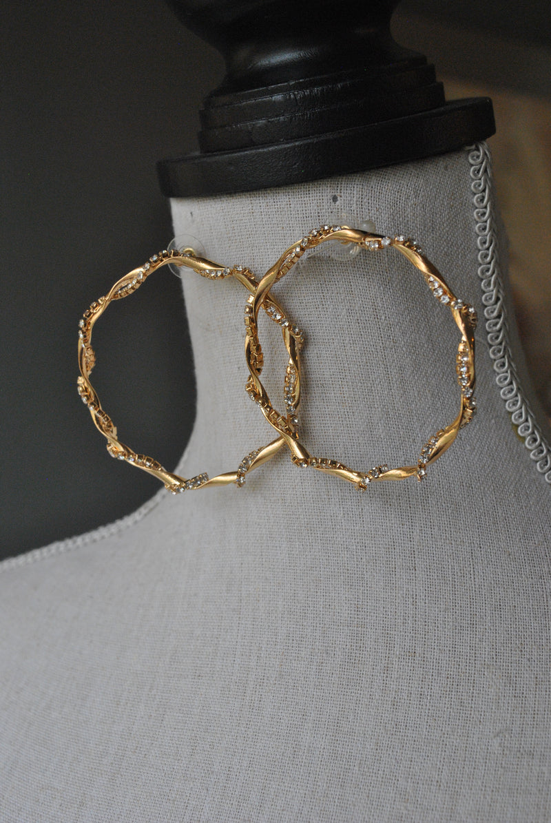 FASHION COLLECTION - GOLD RHINESTONES HOOP EARRINGS