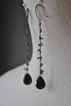 BLACK SPINEL LONG DELICATE EARRINGS