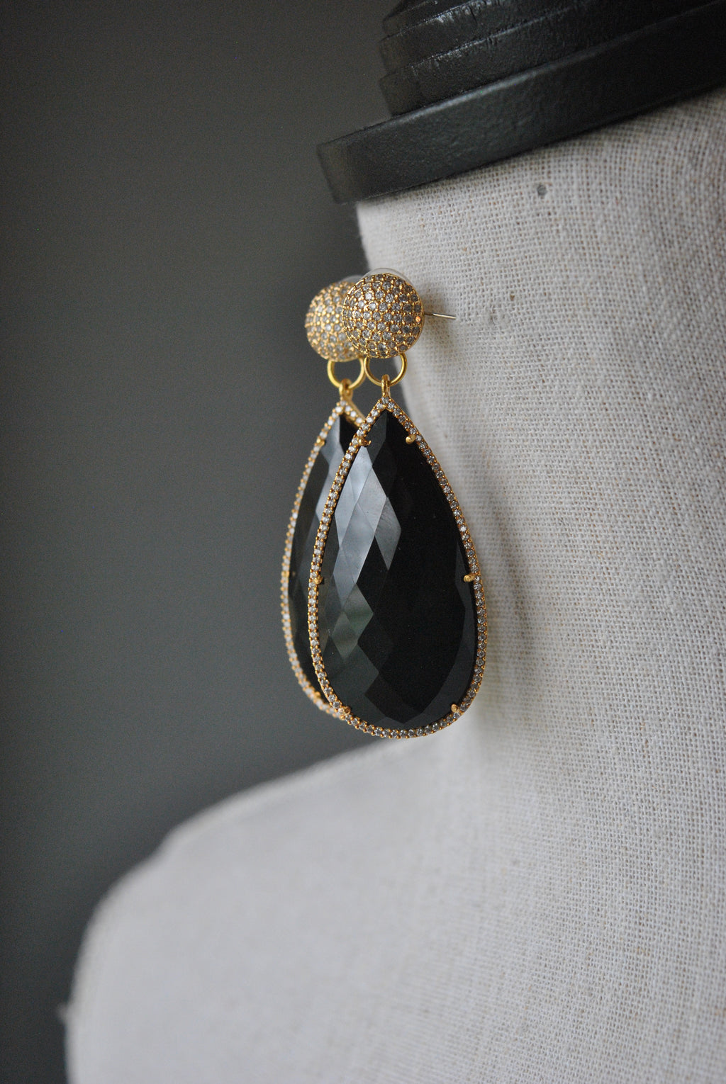 BLACK ONYX TEARDROP ON GOLD STATEMENT EARRINGS