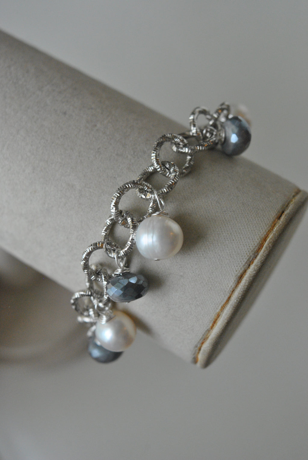 WHITE FRESHWATER PEARLS AND GREY MOONTONE CHARM BRACELET