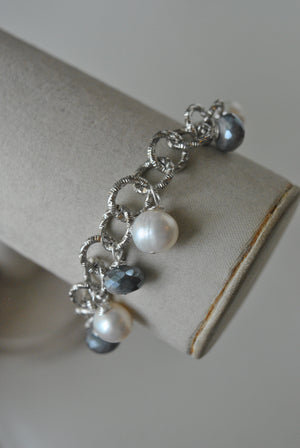 WHITE FRESHWATER PEARLS AND GREY MOONTONE CHARM BRACELET