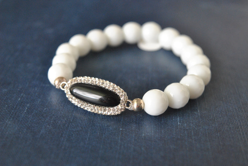 WHITE AND BLACK ONYX STRETCHY BRACELETS