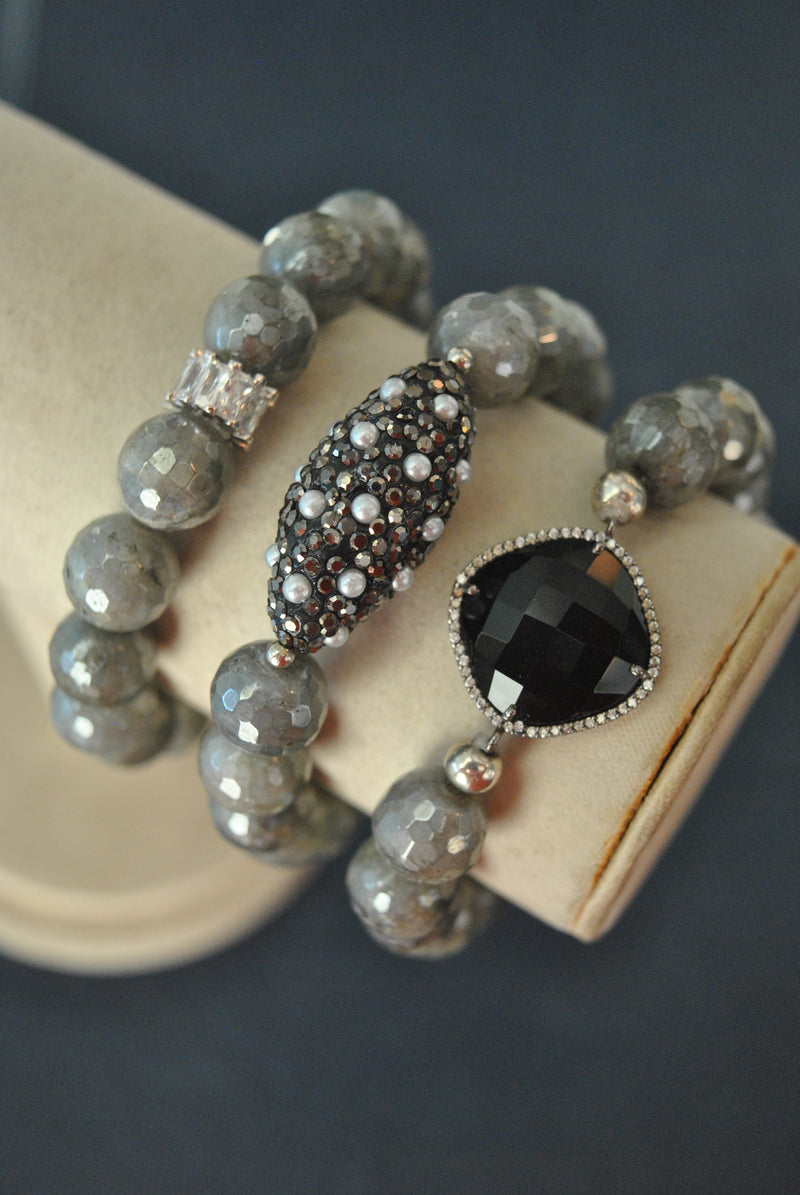 GREY MOONSTONES BLACK ONYX AND RHINESTONES STRETCHY BRACELETS