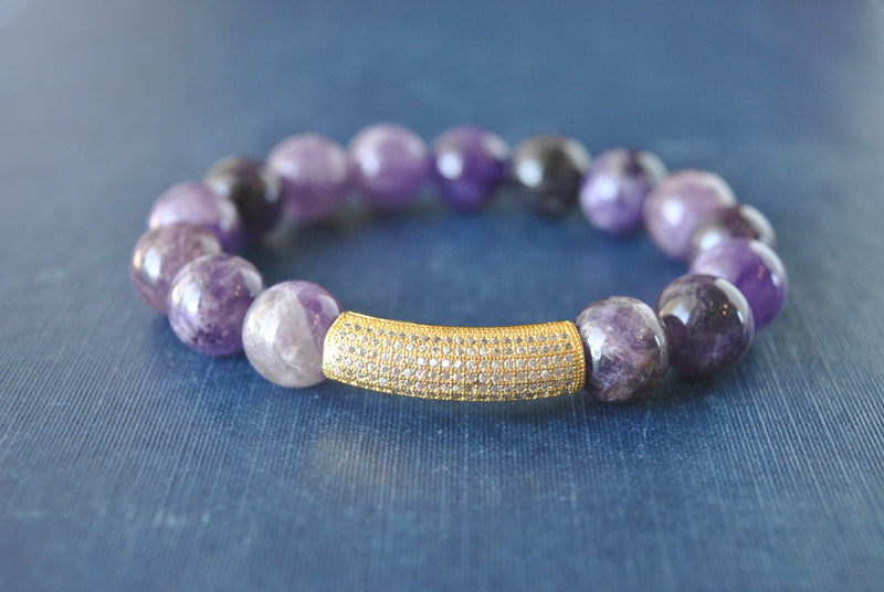 AMETHYST ON GOLD AND PEARL CHARM STRECHY BRACELETS SET