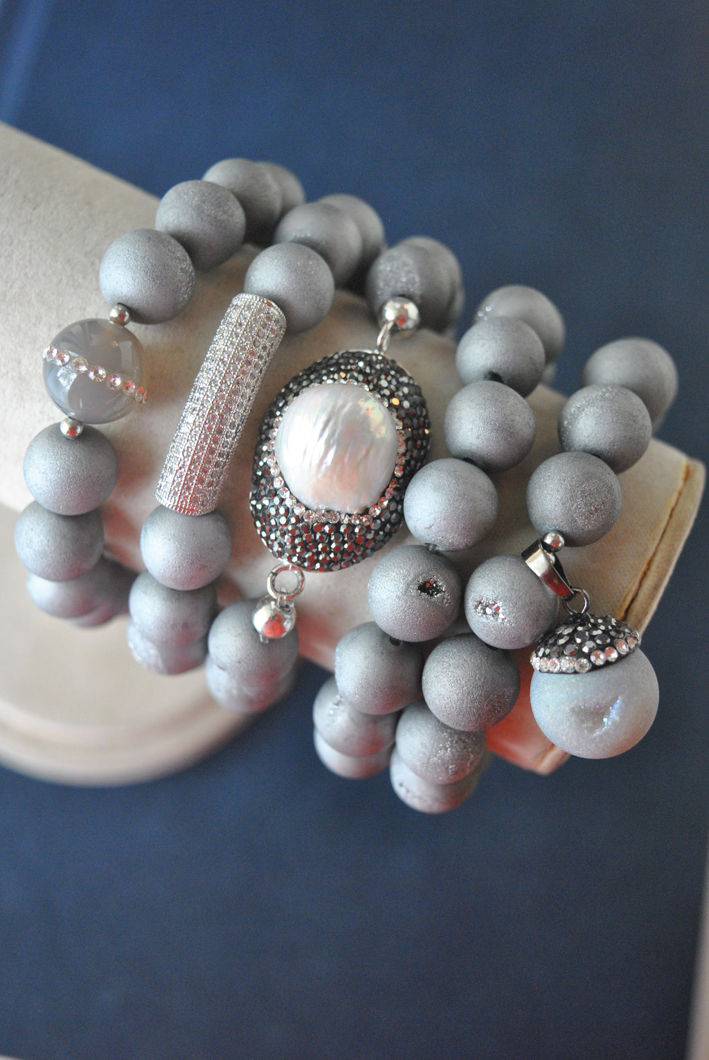 MATT SILVER GREY AGATE STRETCHY BRACELETS