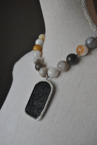 CARNELIAN AND SWAROVSKI CRYSTALS NECKLACE
