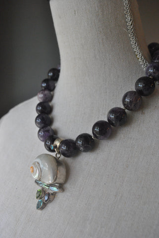 CARNELIAN AND SWAROVSKI CRYSTALS NECKLACE