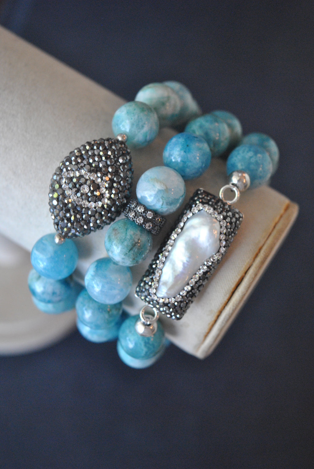 BLUE HEMIMERPHITE STRETCHY BRACELETS