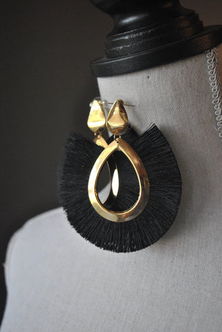 BLACK RAW AGATE WITH DRUZY ON GOLD STATEMENT EARRINGS