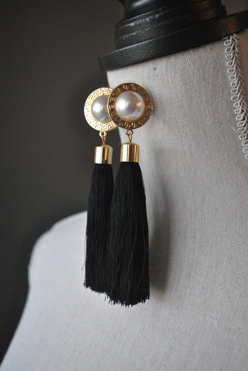 FASHION COLLECTION - BLACK TASSEL AND A PEARL LONG EARRINGS