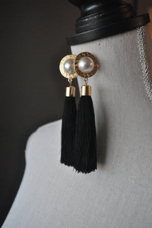 FASHION COLLECTION - BLACK TASSEL AND A PEARL LONG EARRINGS