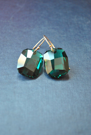 EMERALD GREEN SWAROVSKI CRYSTALS STATEMENT EARRINGS