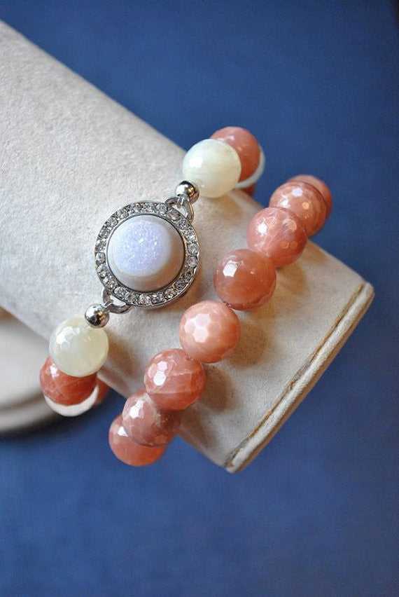 PEACH MOONSTONE AND WHITE DRUZY CRYSTALS STRETCHY BRACELETS SET