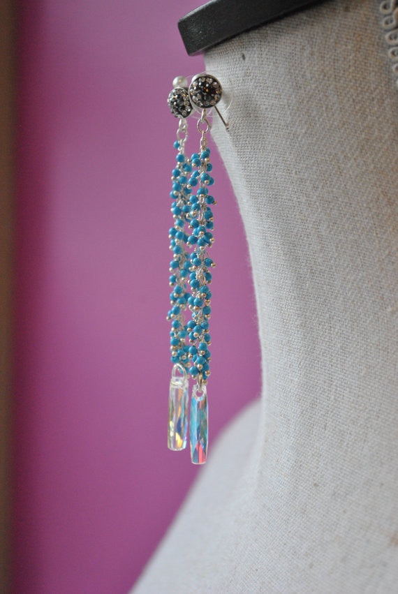 TURQUOISE AND SWAROVSKI CRYSTALS LIGHT LONG EARRINGS