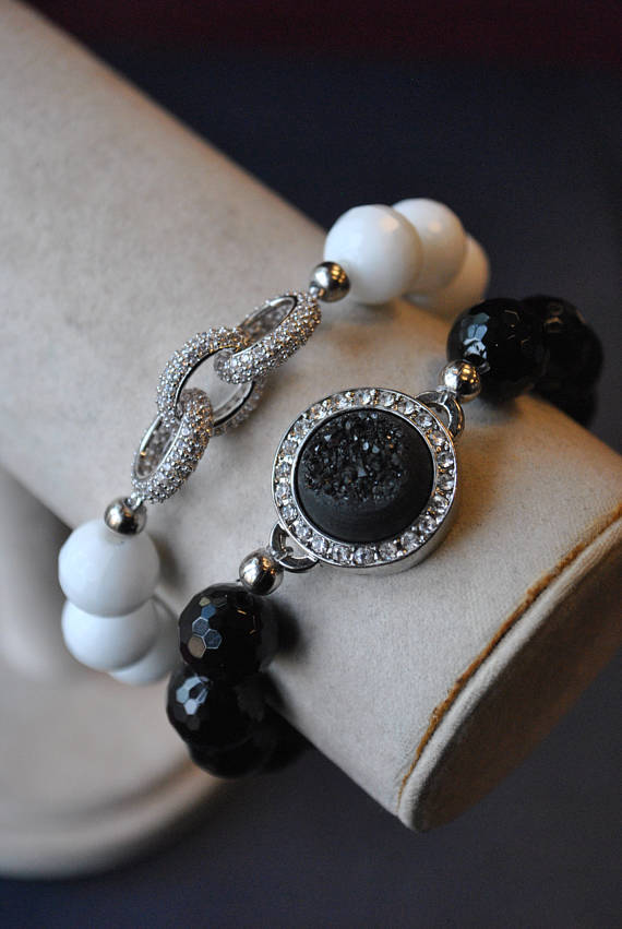 WHITE AGATE AND BLACK ONYX WITH RHINESTONES AND DRUZY STRETCHY BRACELETS SET