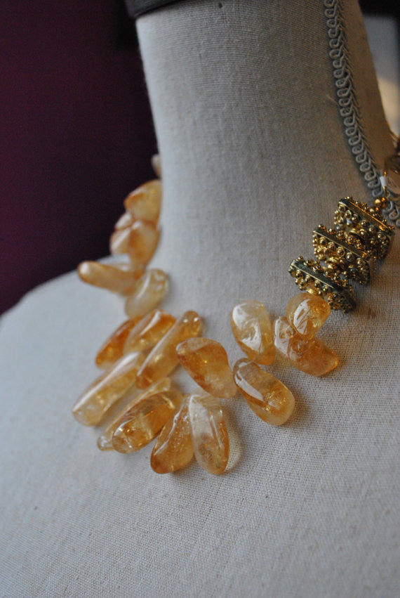 CITRINE AND VINTAGE GOLD ELEMENTS STATEMENT ASYMMETRIC NECKLACE
